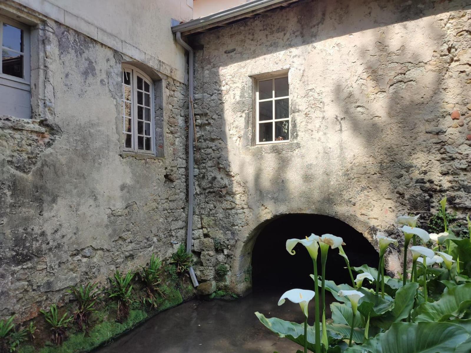 Chambre D'Hotes Le Moulin De Moulis Eksteriør billede